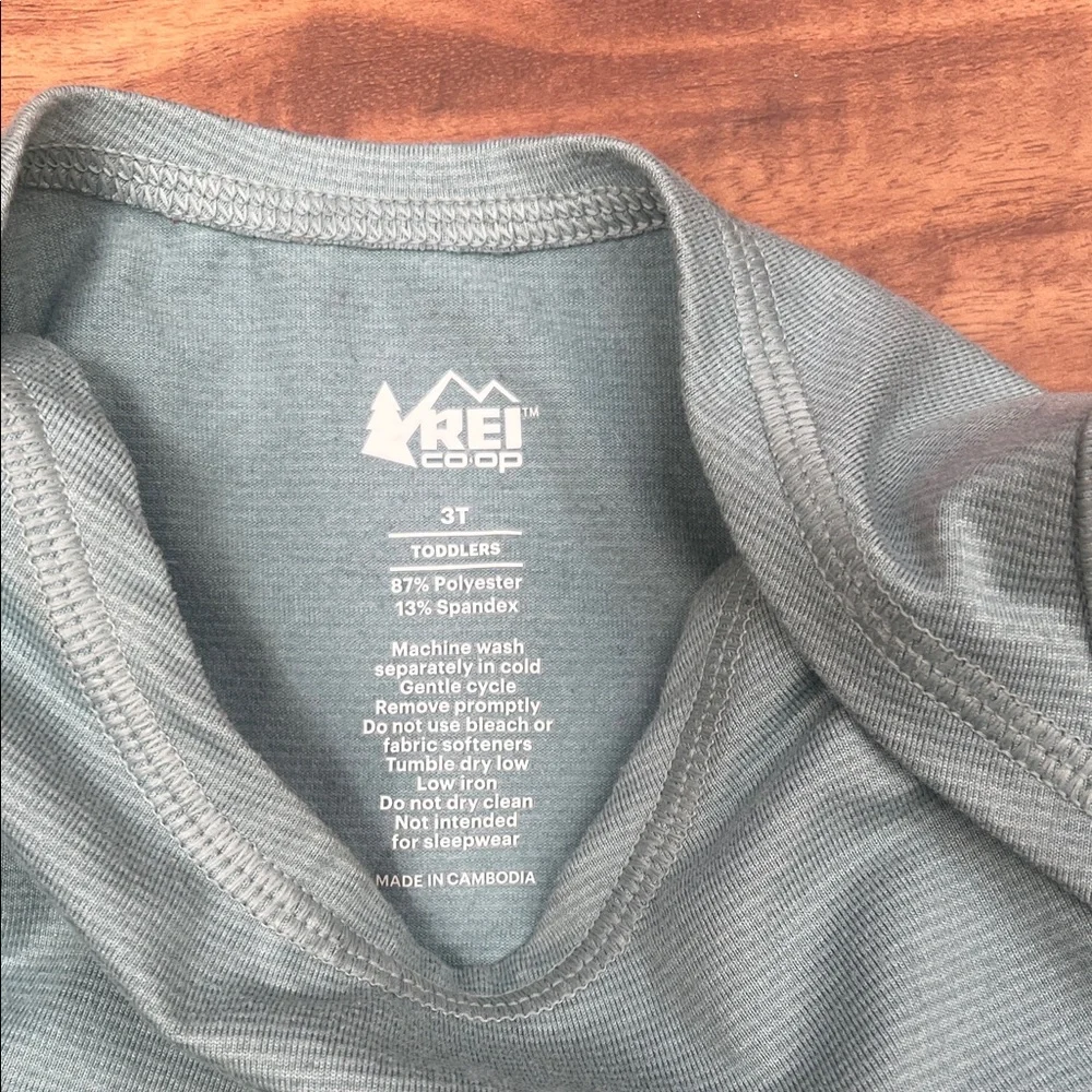 REI Midweight Base Layer Crew Top - Toddlers' in Mint Green - Picture 3 of 3
